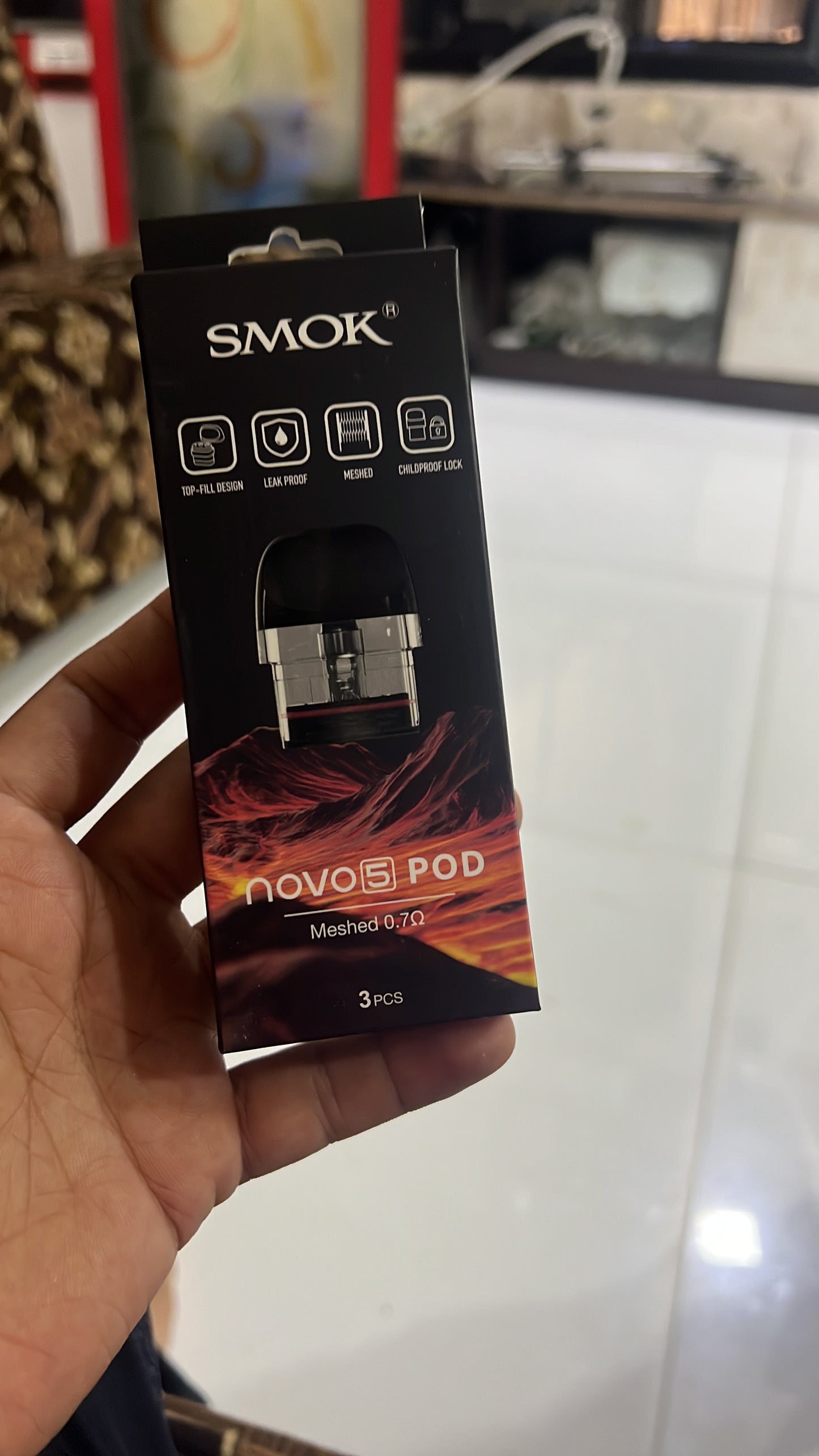 SMOK Novo 5 Replacement PODs, 0.7 Ohm, Built-In Coil, Meshed, MTL, High-Quality Refillable Pod for Enhanced Flavour and Vapor Production, SMOK Vaping PODs, Pack of 3, No Nicotine